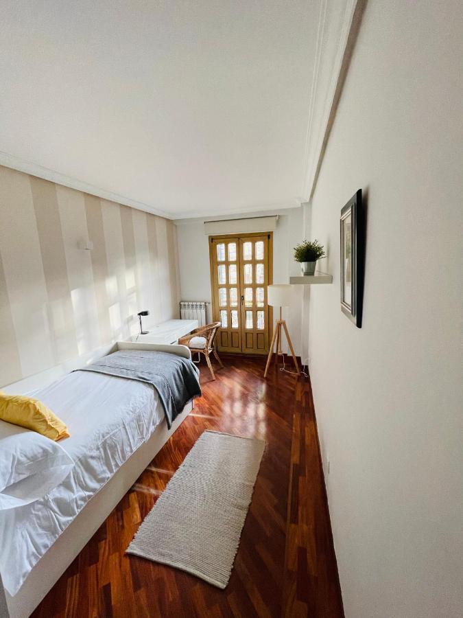 Appartement Atico Al Lado Del Ayuntamiento à Oviede Extérieur photo